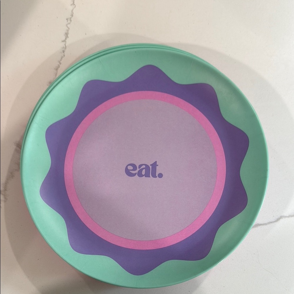 Colorful Plate Set with 'Eat' Design - Picture 3 of 13